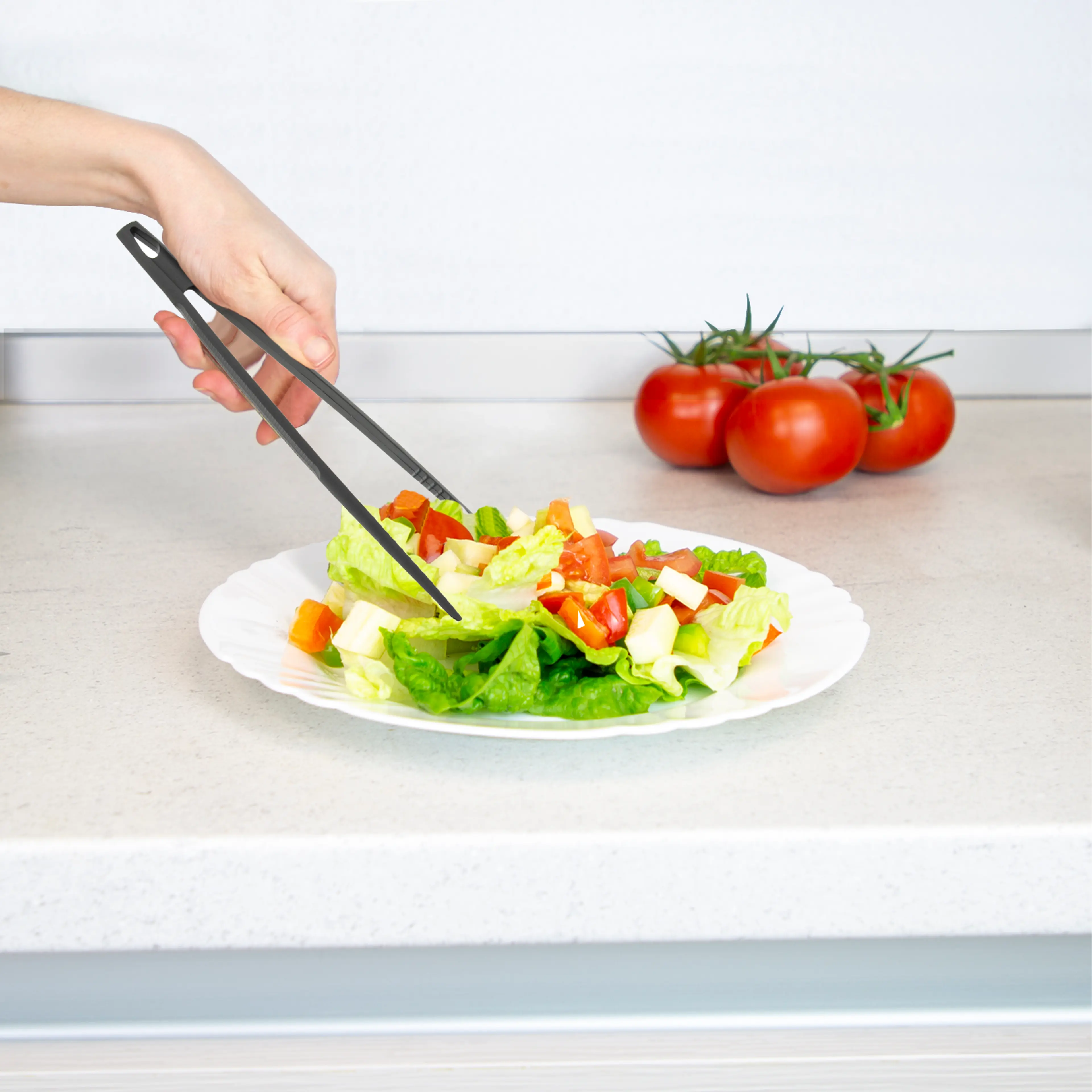 PINZAS DE COCINA NYLON 30CM.