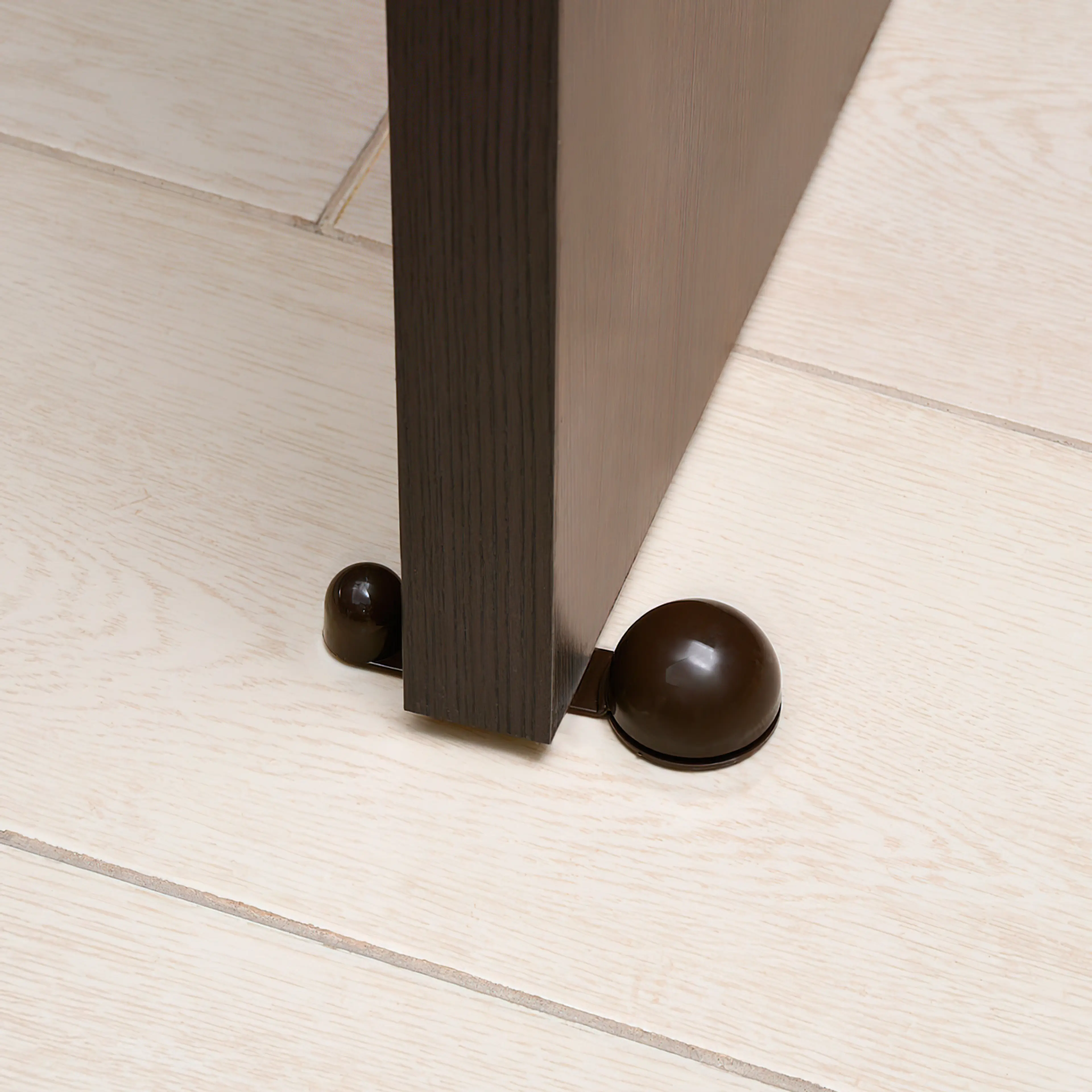 TOPE PUERTA ADHESIVO CON RETENEDOR 