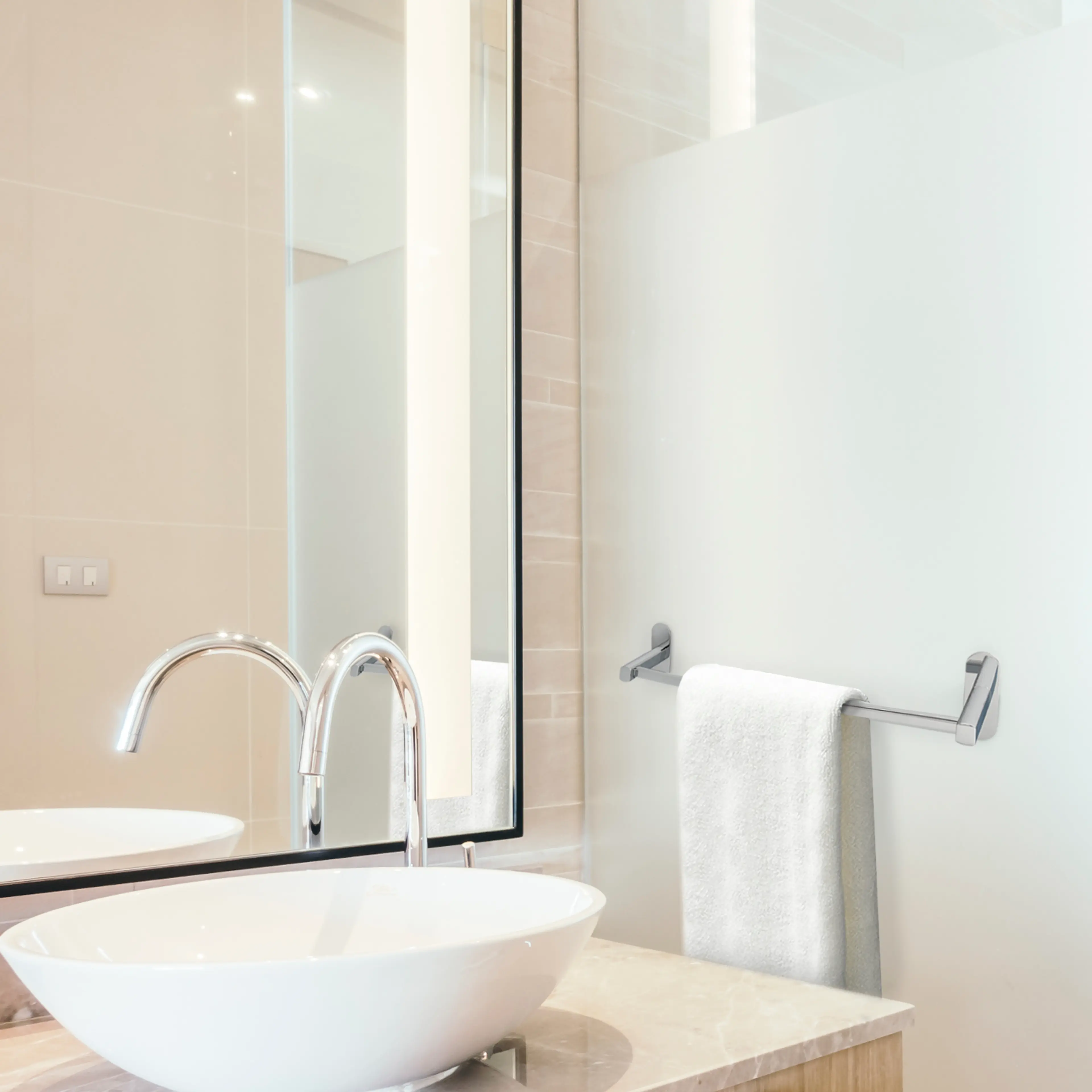 TOALLERO MAURER BARRA INOX ADHESIVO