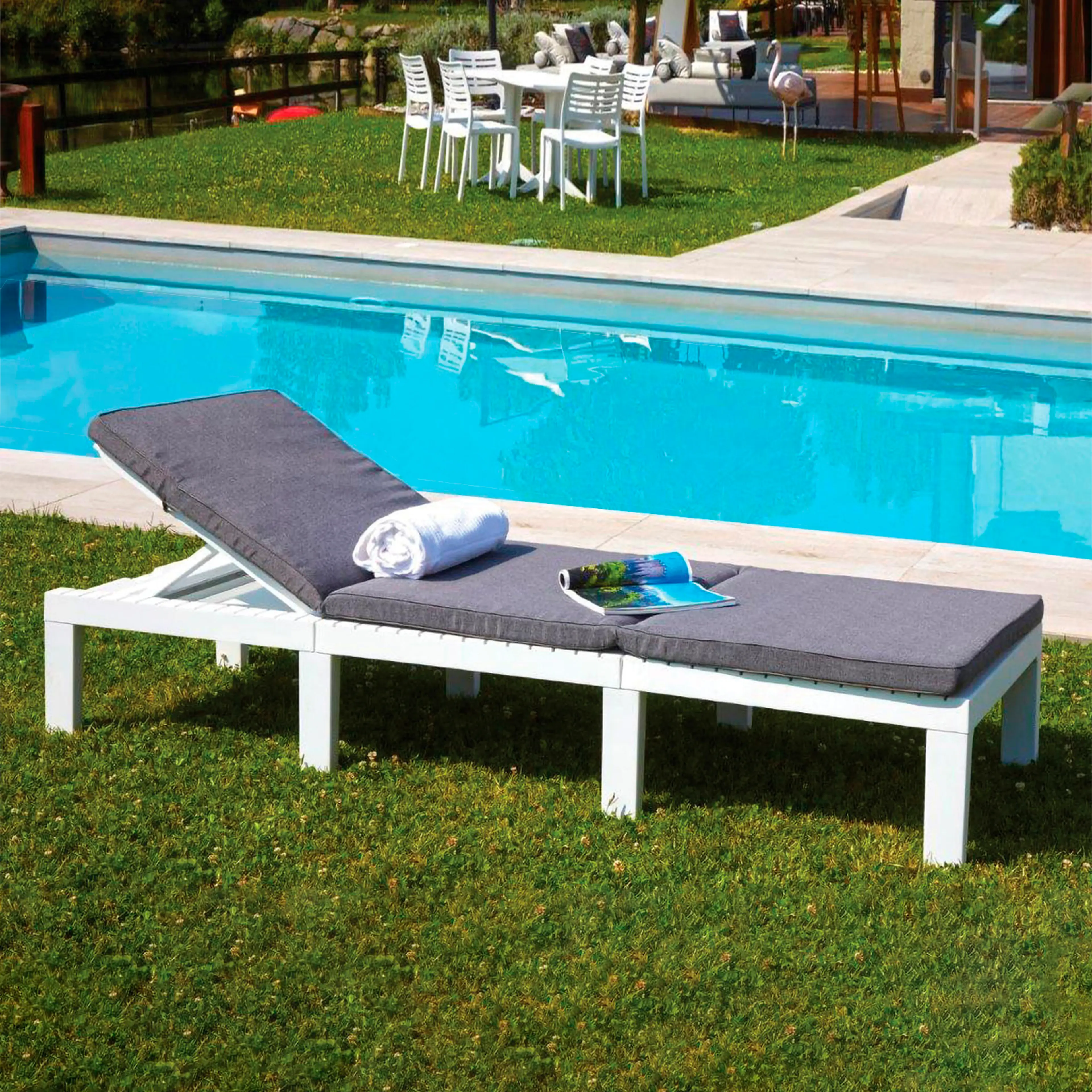 TUMBONA RESINA BLANCA HAITI CON COJ